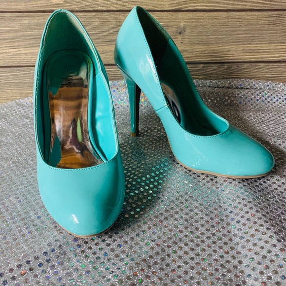 turquoise heels size 9